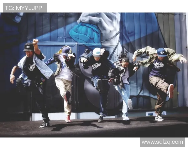 深入分析重庆街舞队的防反策略与战术运用 深入分析重庆街舞队的防反策略与战术运用