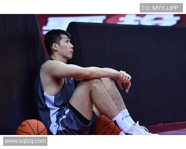 任骏飞领衔广东队奋战CBA赛季展现篮球新风采与团队精神